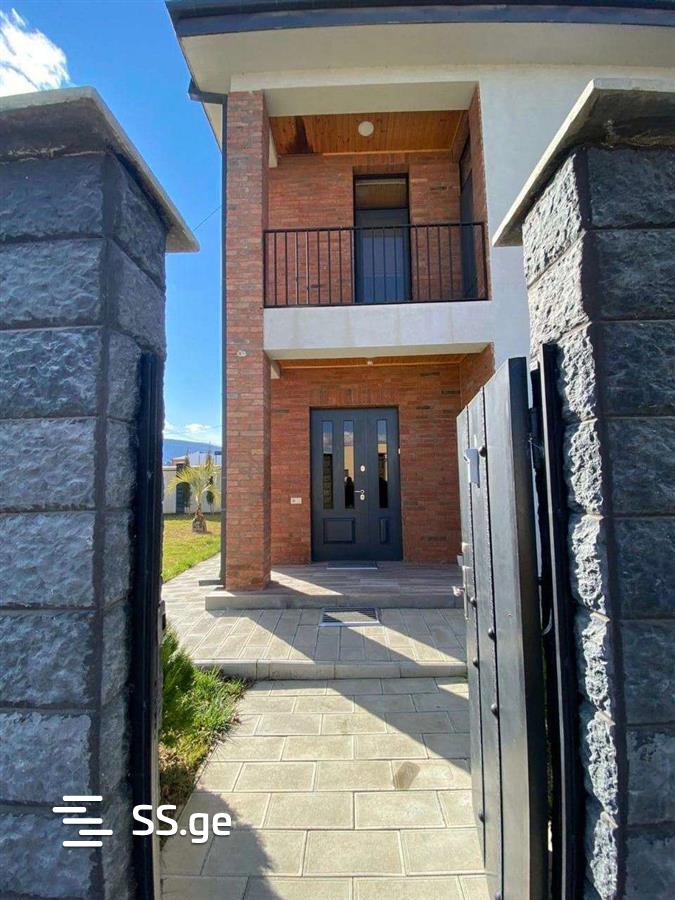 7 Room Private House For Sale view 8