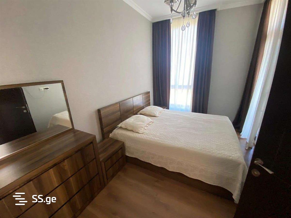 7 Room Private House For Sale view 6