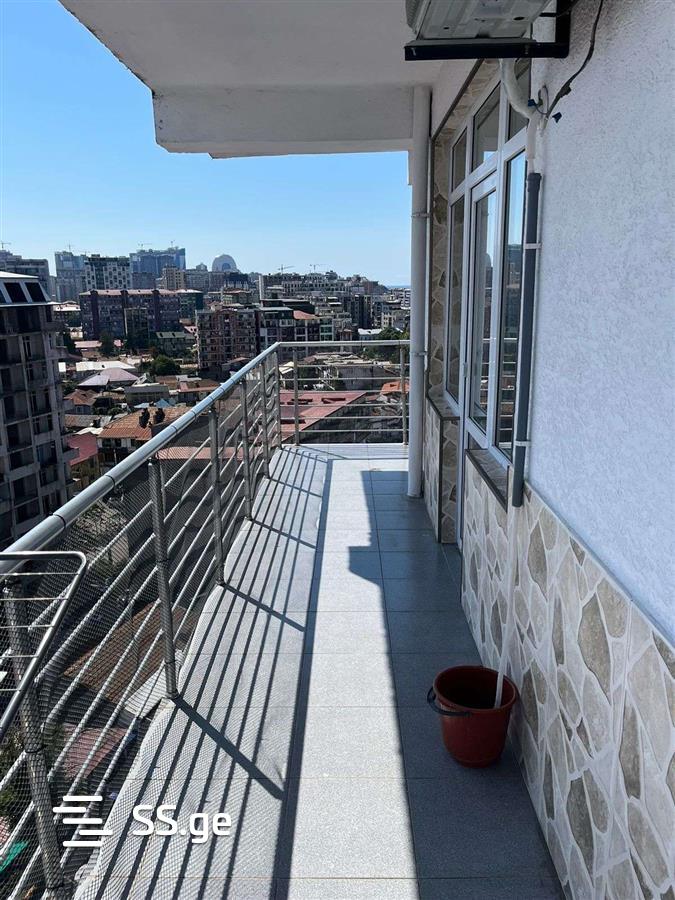 3 Room Flat Daily Rent. Batumi view 8