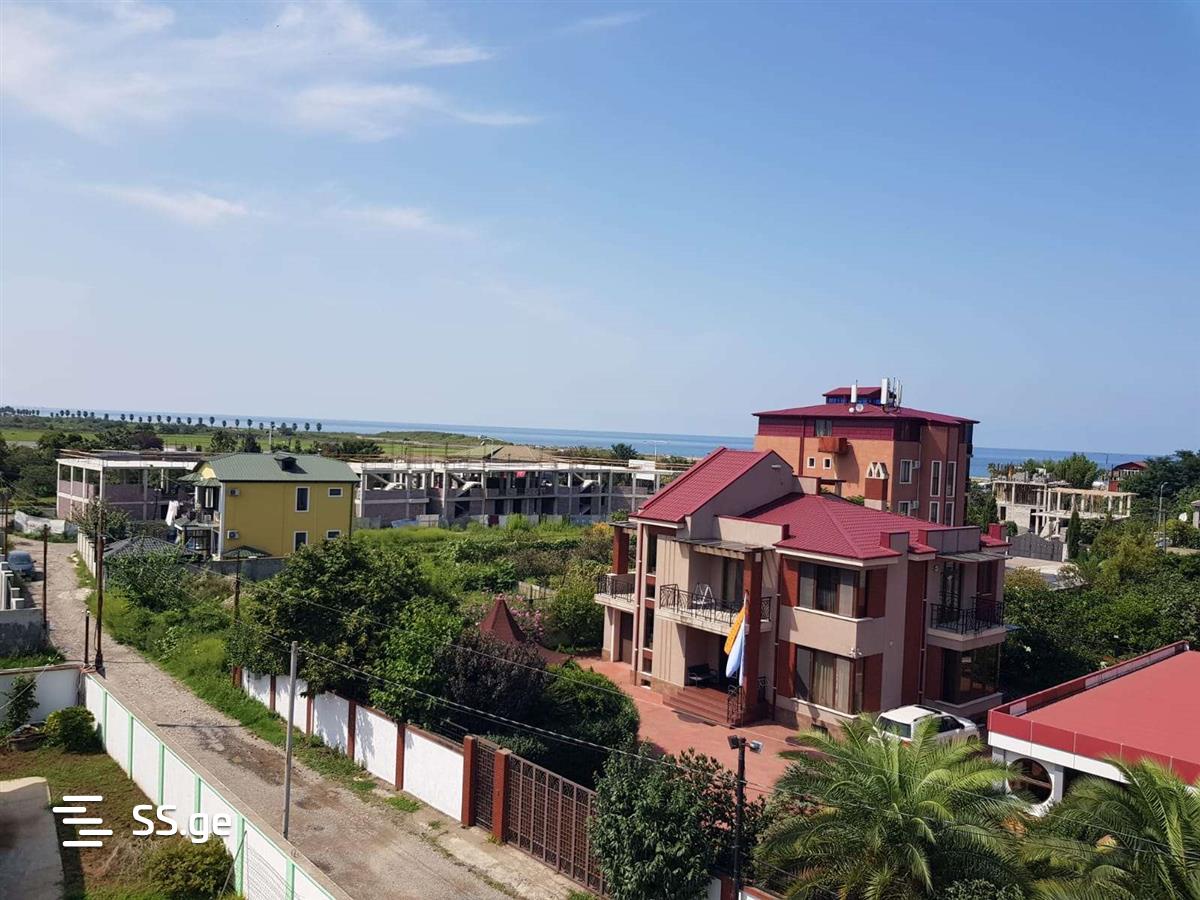 5 Room Private House For Sale view 2