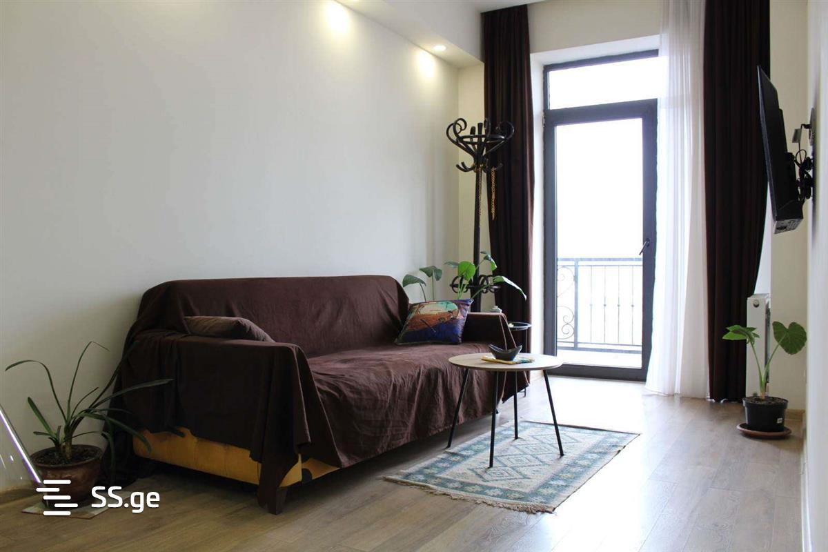 3 Room Flat Daily Rent. Isani view 2