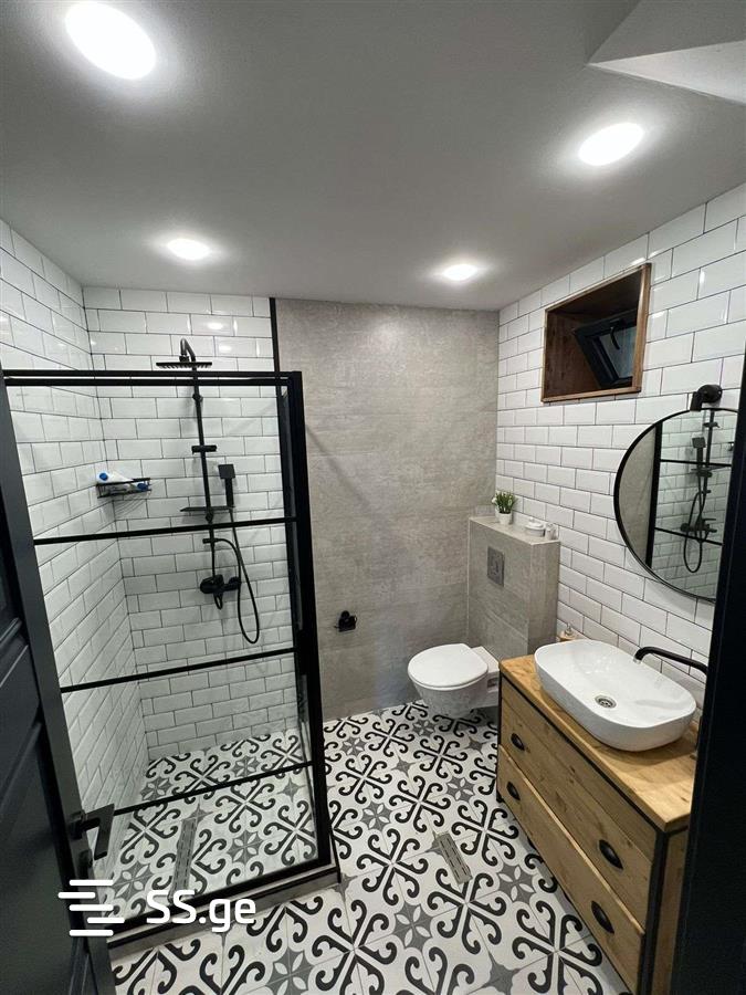 6 Room Private House For Sale view 12