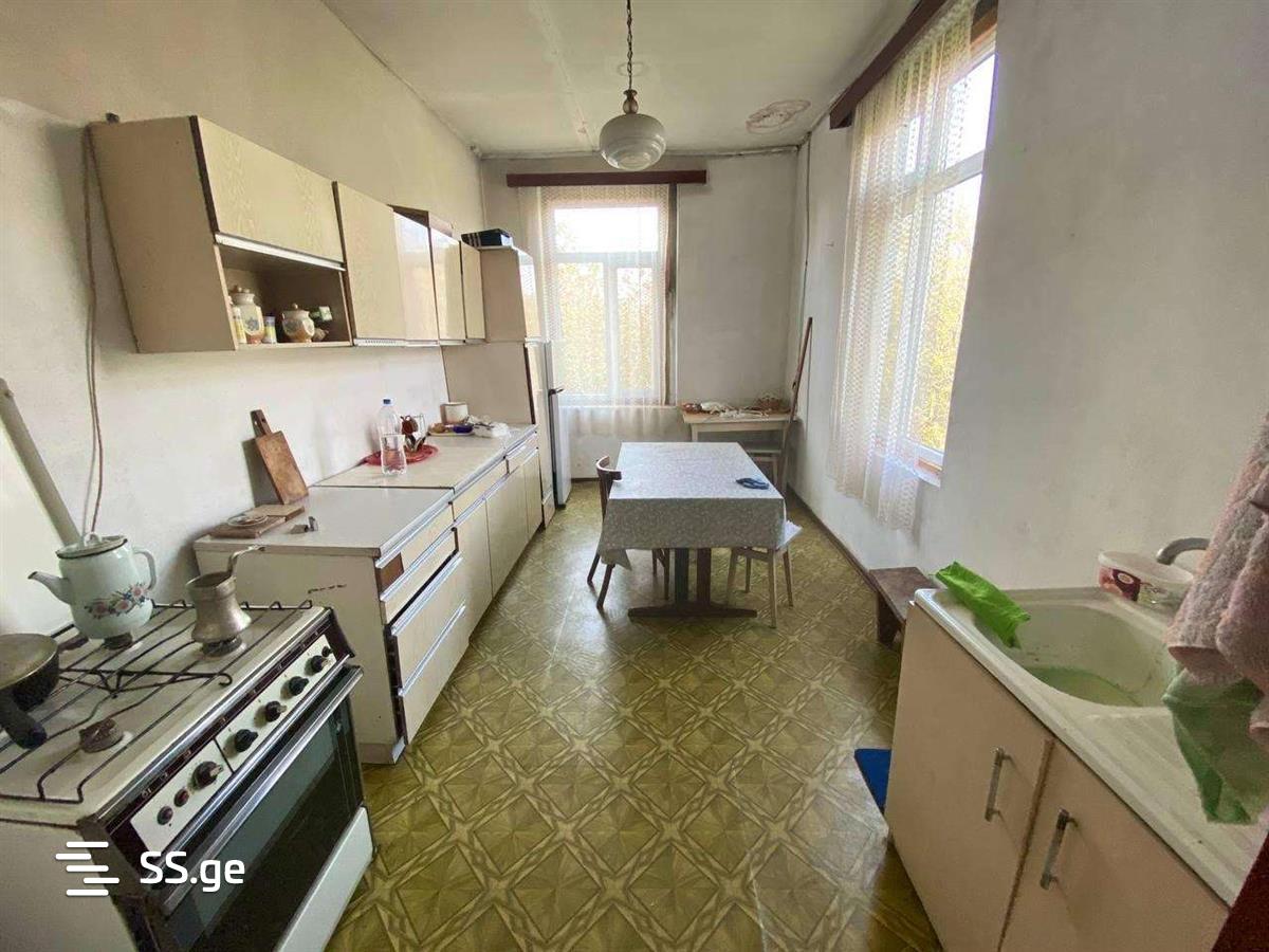 5 Room Private House For Sale view 4