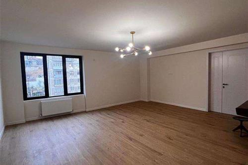https://static.ss.ge/20231022/3_798033ce-86cd-40db-a3ee-56b824abcc62_Thumb.jpg
