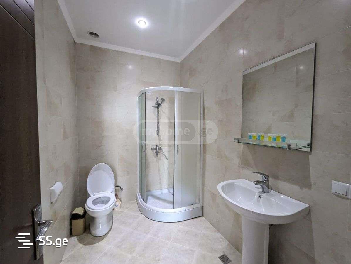 8 Room Private House For Sale view 9