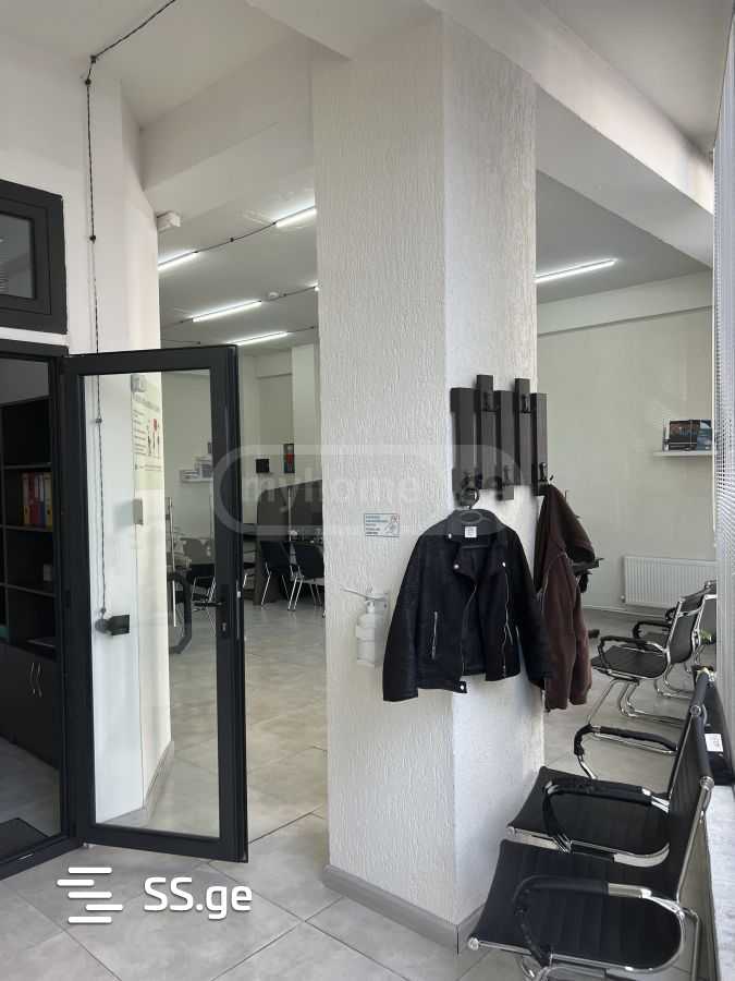 Office For Rent. Isani view 9