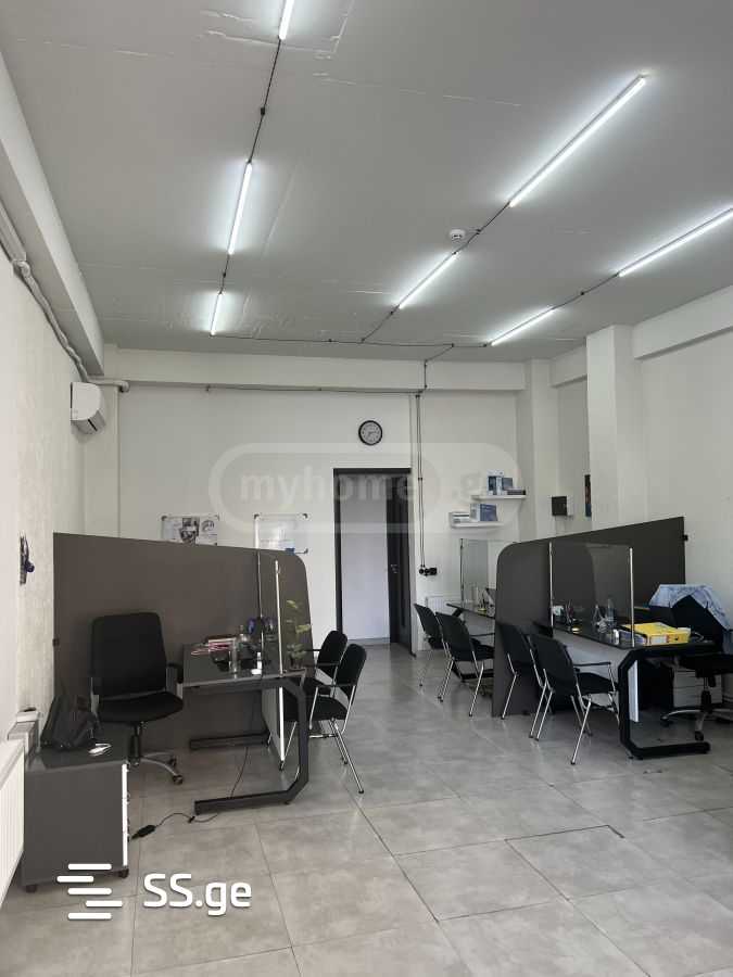 Office For Rent. Isani view 2