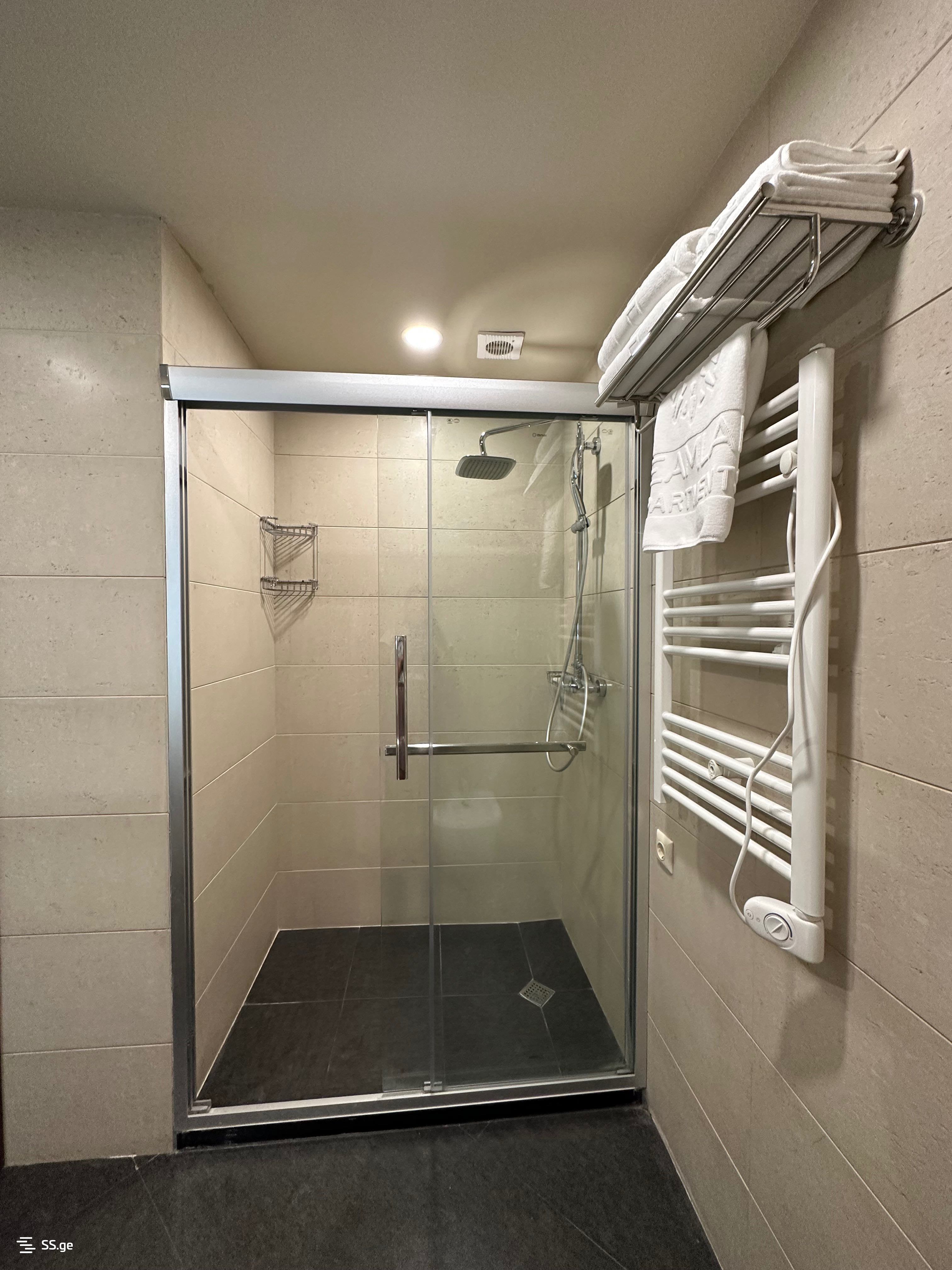 2 Room Flat For Rent. Chaqvi view 10