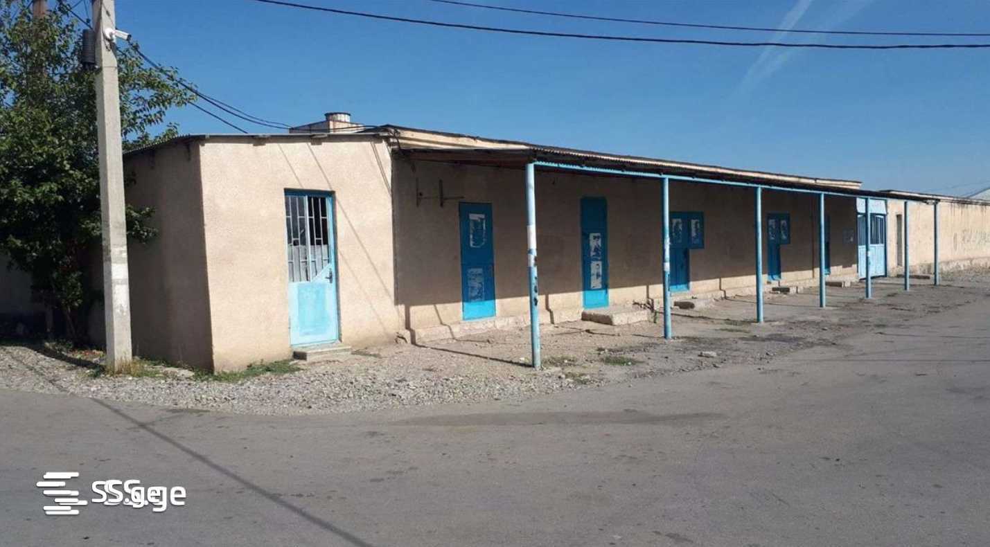 Shopping Property For Rent. Gardabani, 1 of 2