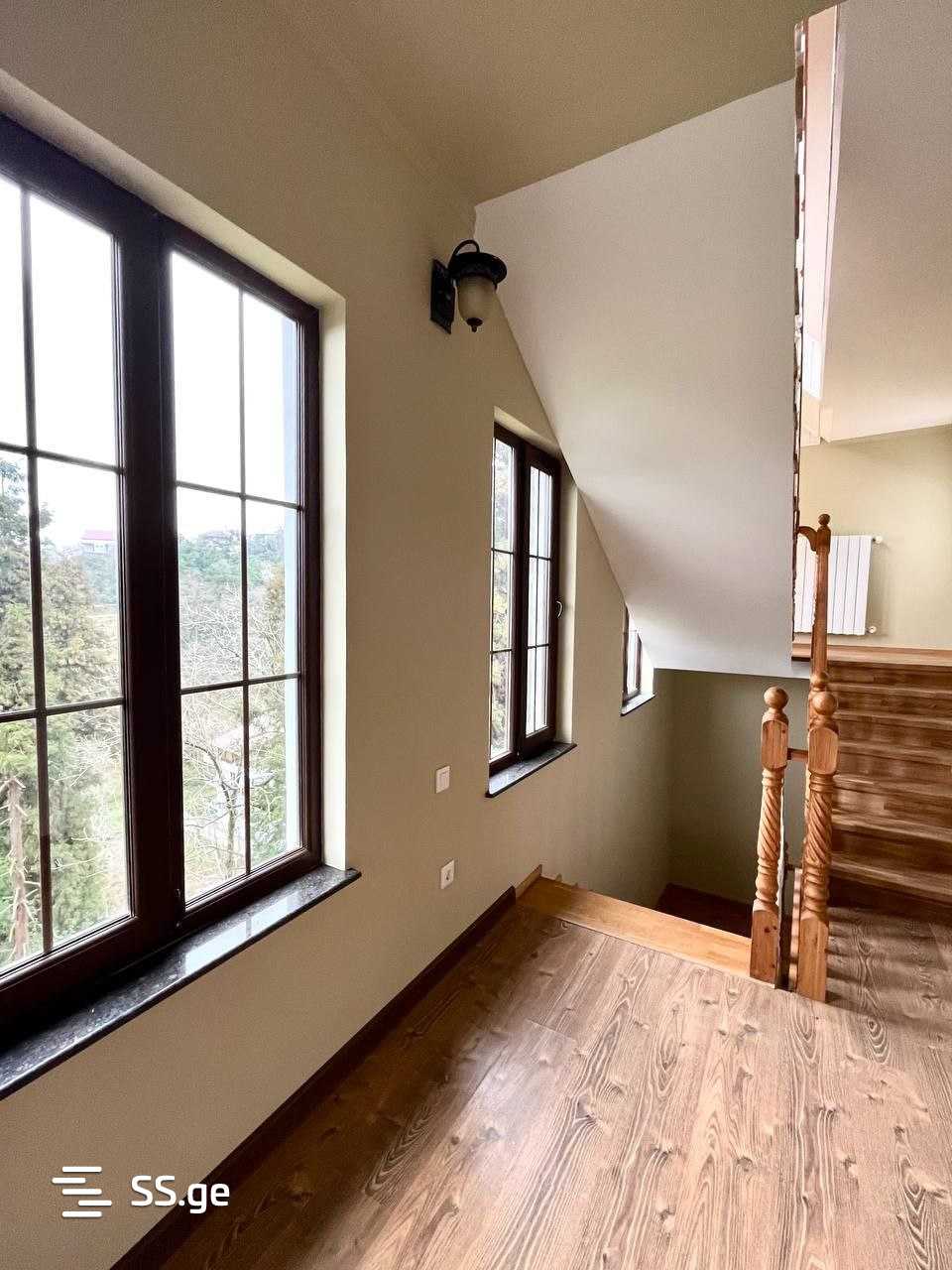 5 Room Private House For Rent. view 7