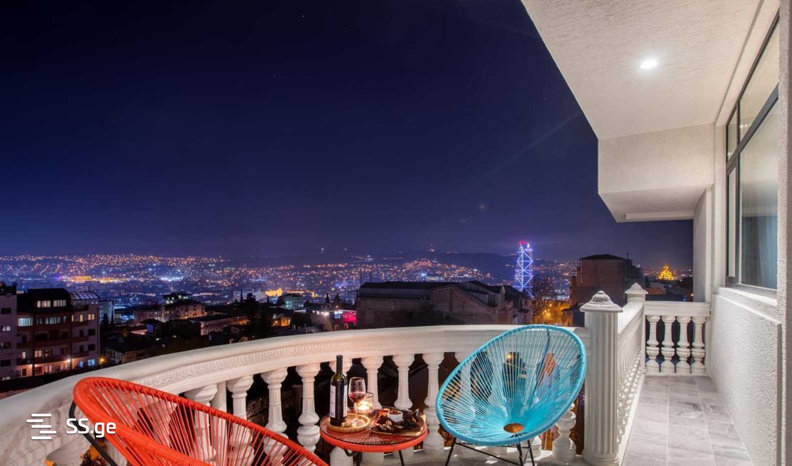 9 Room Hotel For Sale view 1