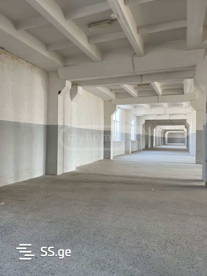 იყიდება Store-Industrial Property სამგორიში view 1