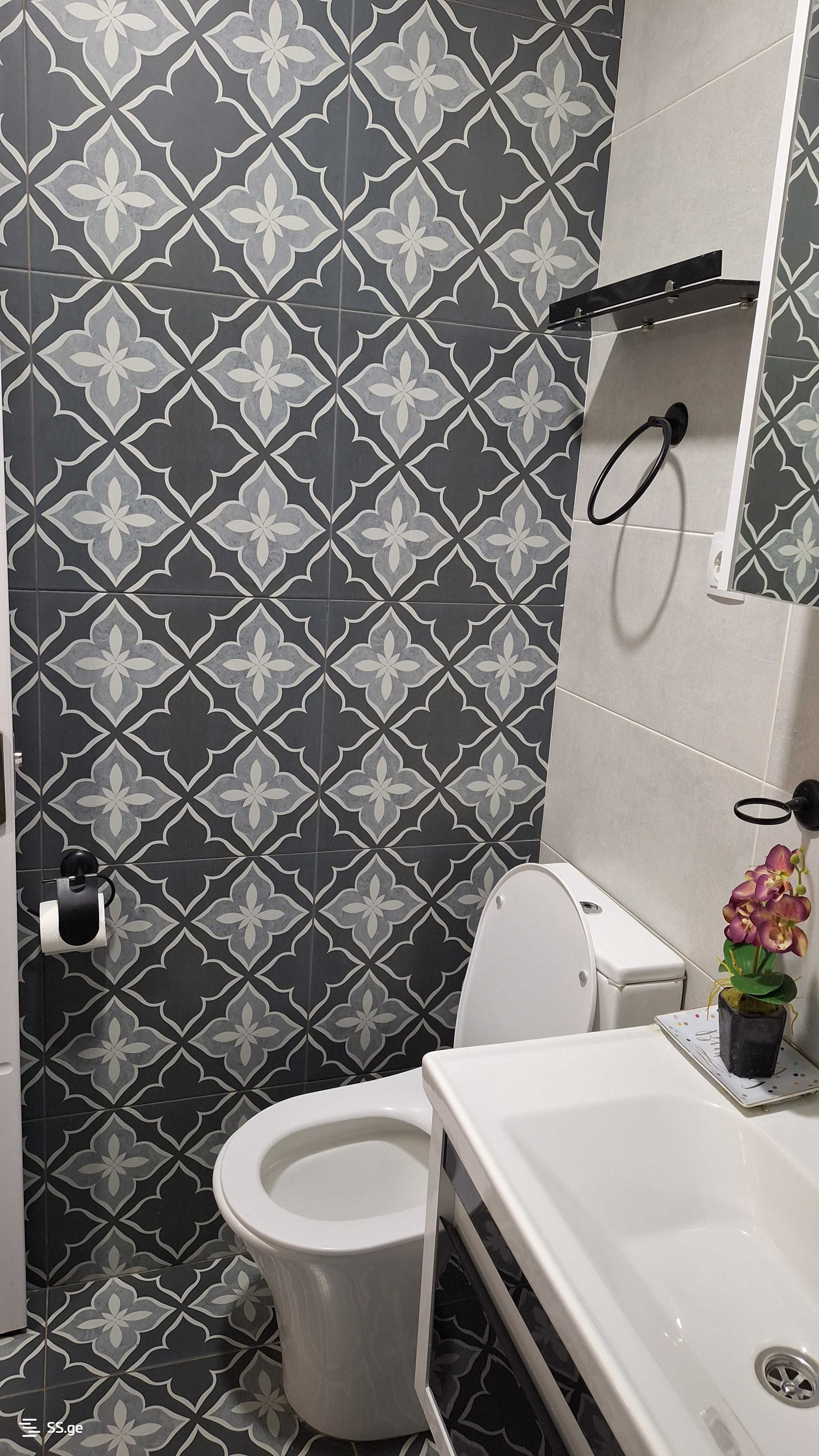 2 Room Flat Daily Rent. Gldani view 10