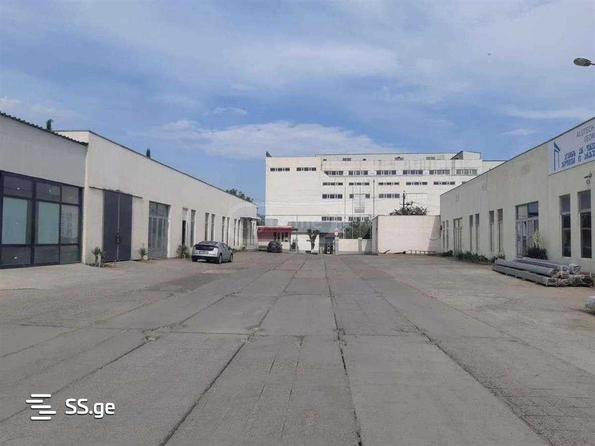Store-Industrial Property For Rent. Samgori view 3