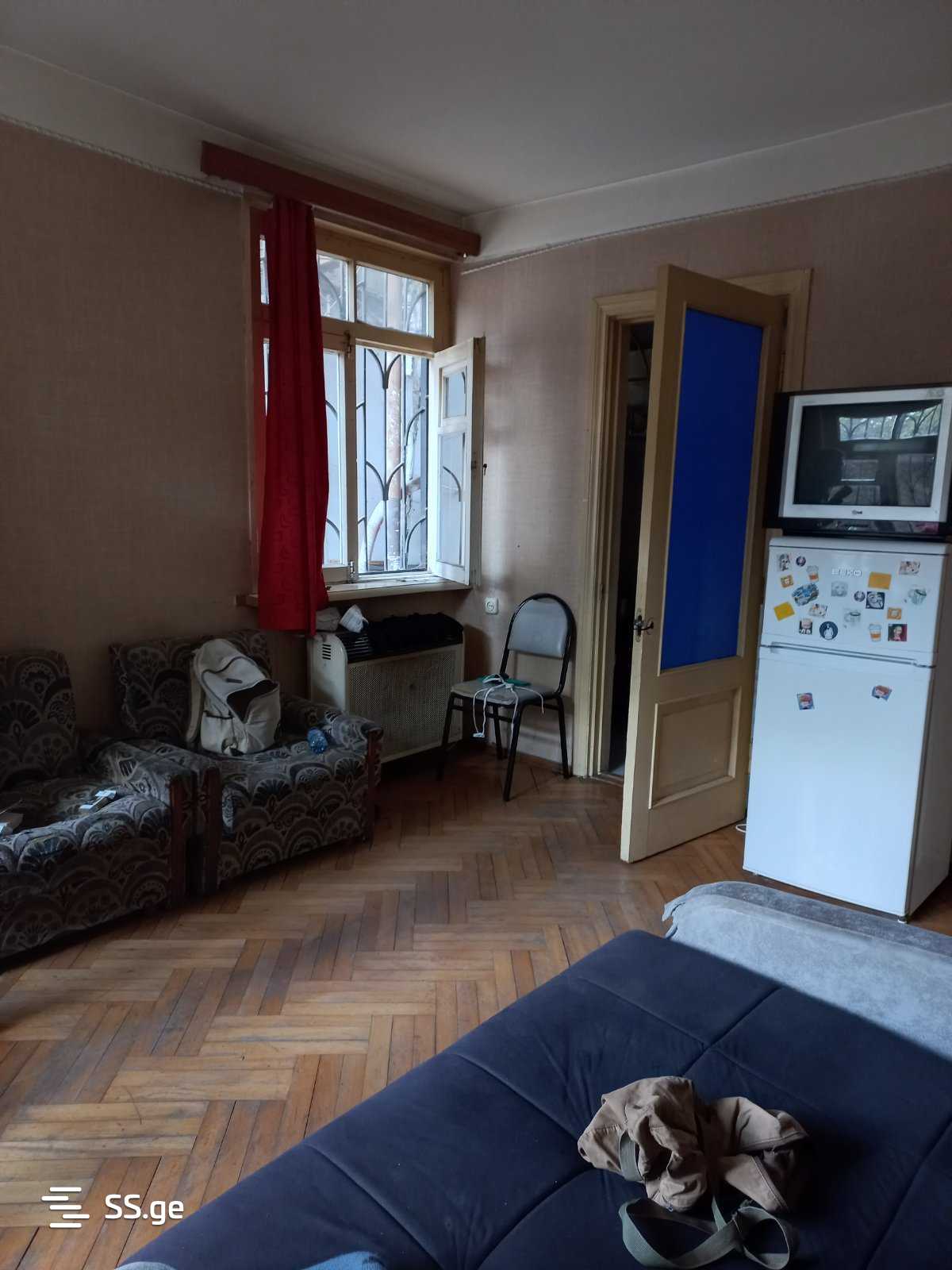 2 Room Flat For Sale view 2