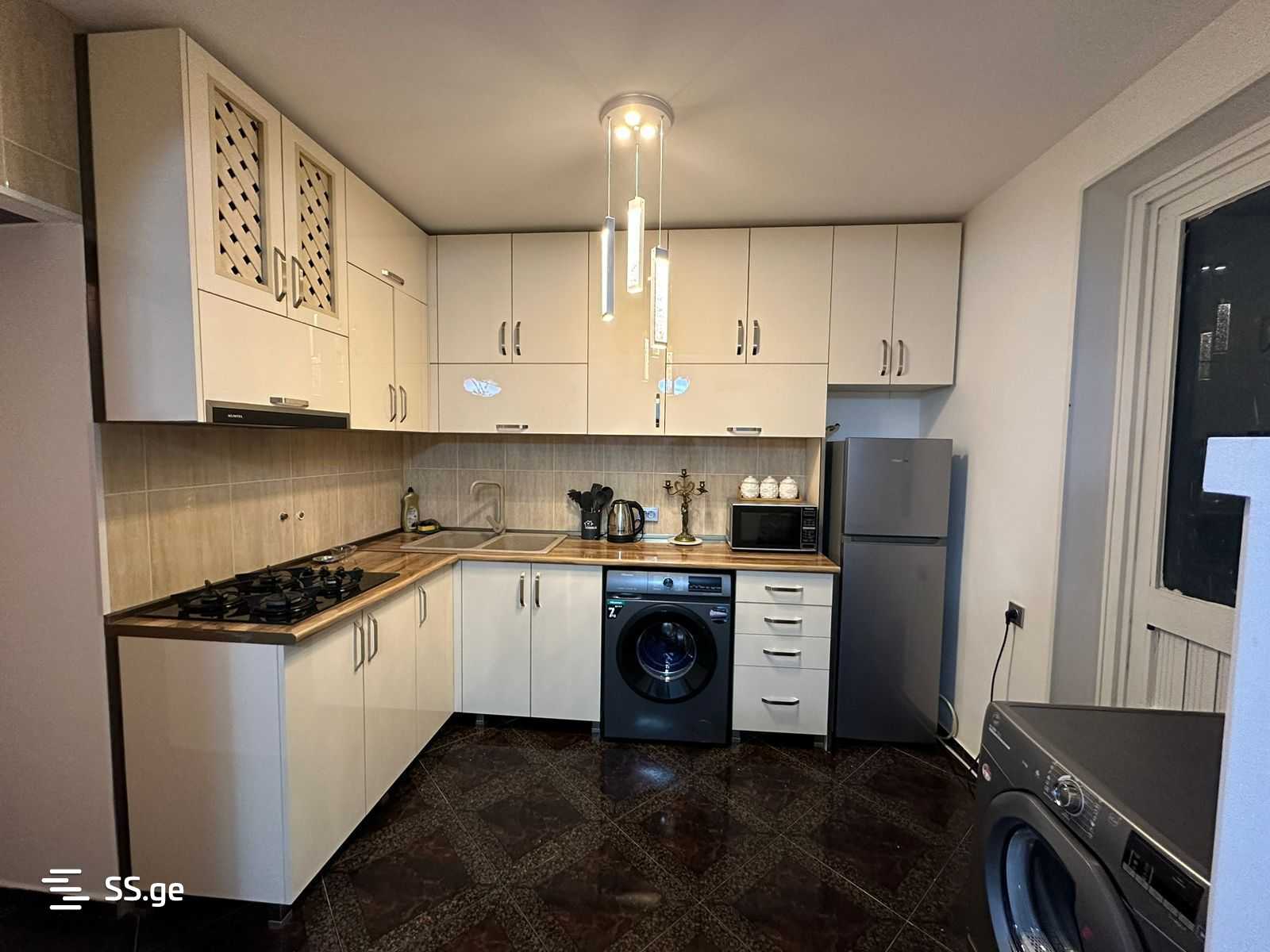 4 Room Flat Daily Rent. Rustavi view 12