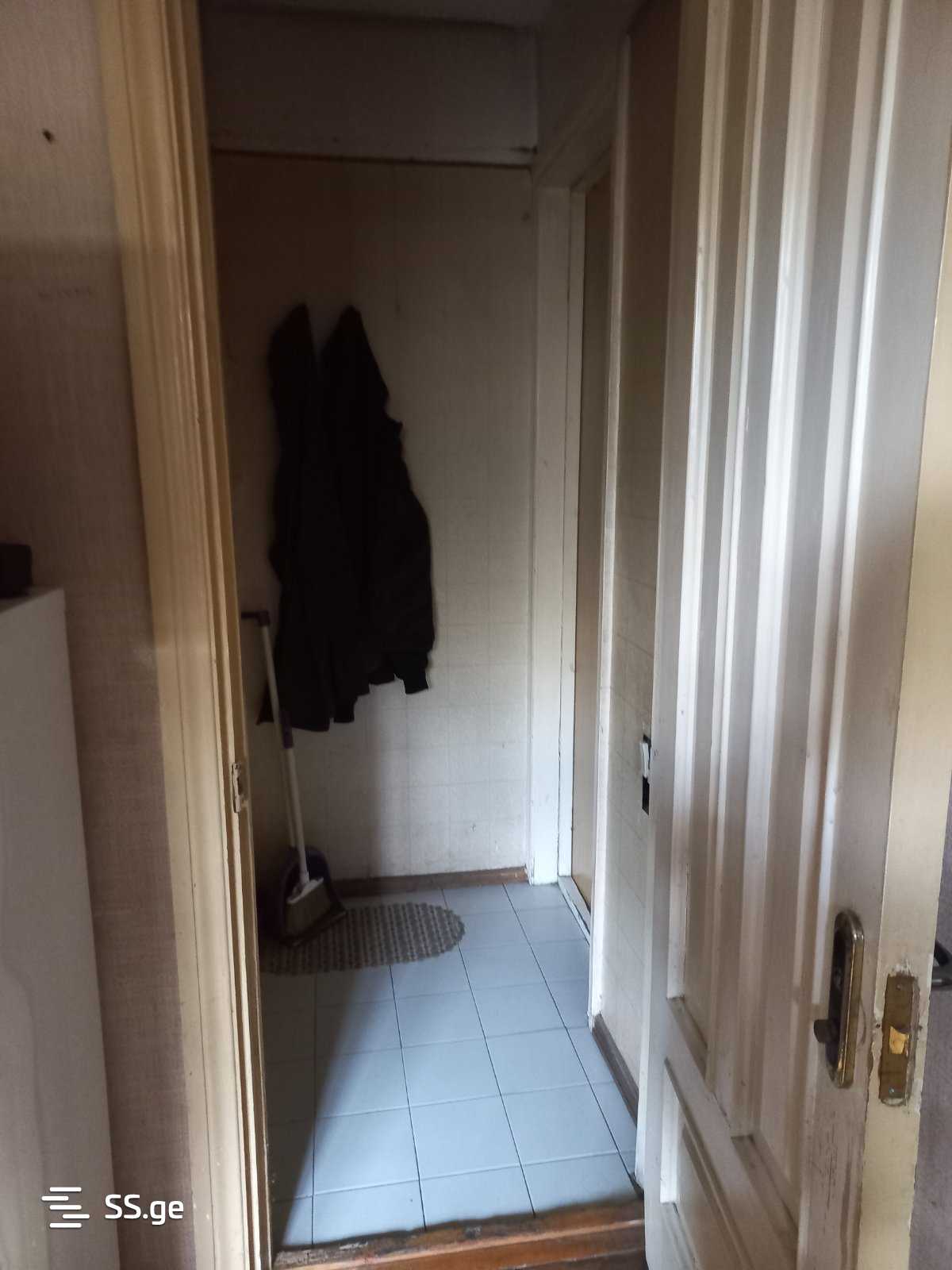 2 Room Flat For Sale view 4