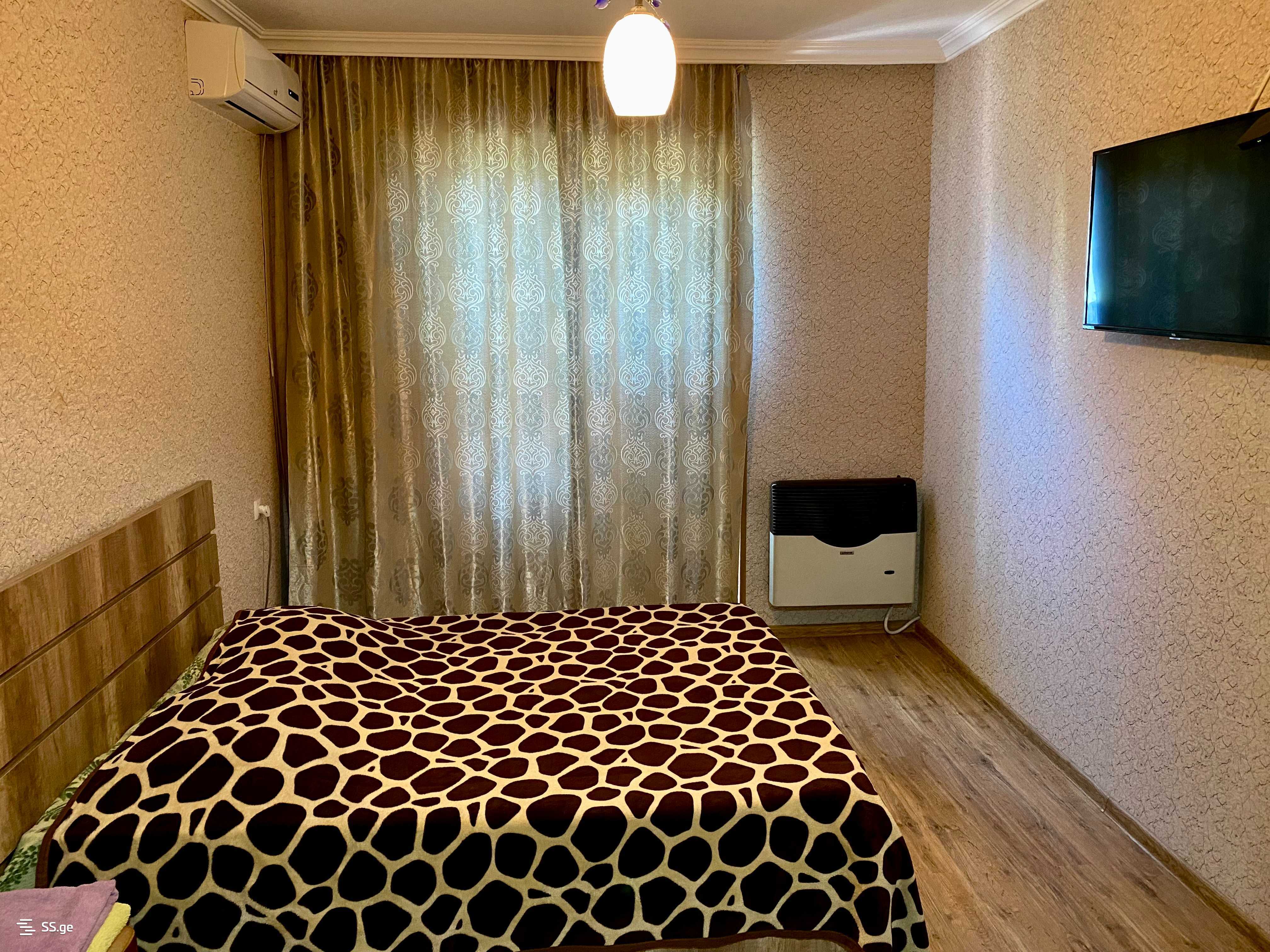 Daily Rent 2 Room Apartment Kutaisshi view 12