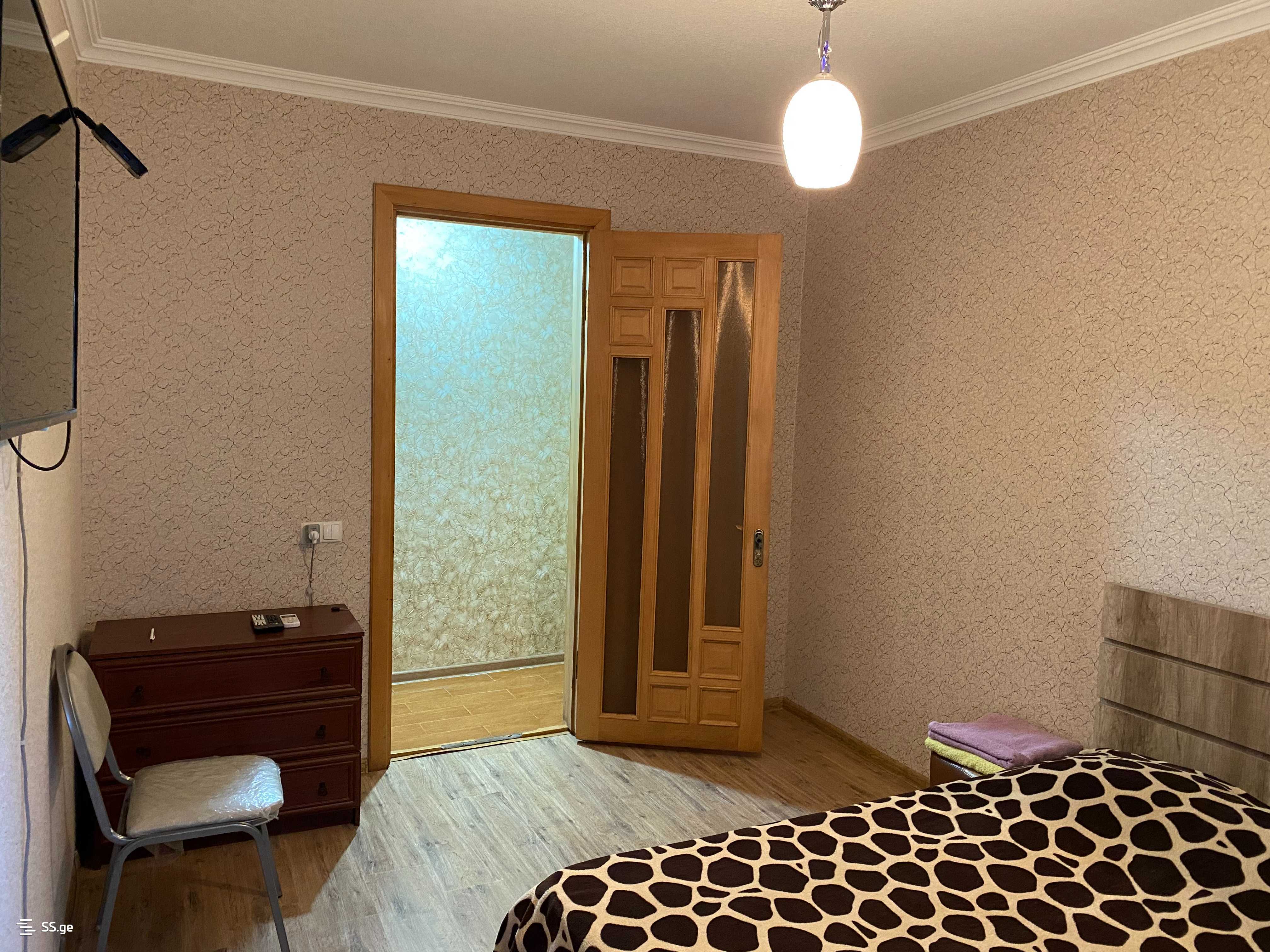 Daily Rent 2 Room Apartment Kutaisshi view 14