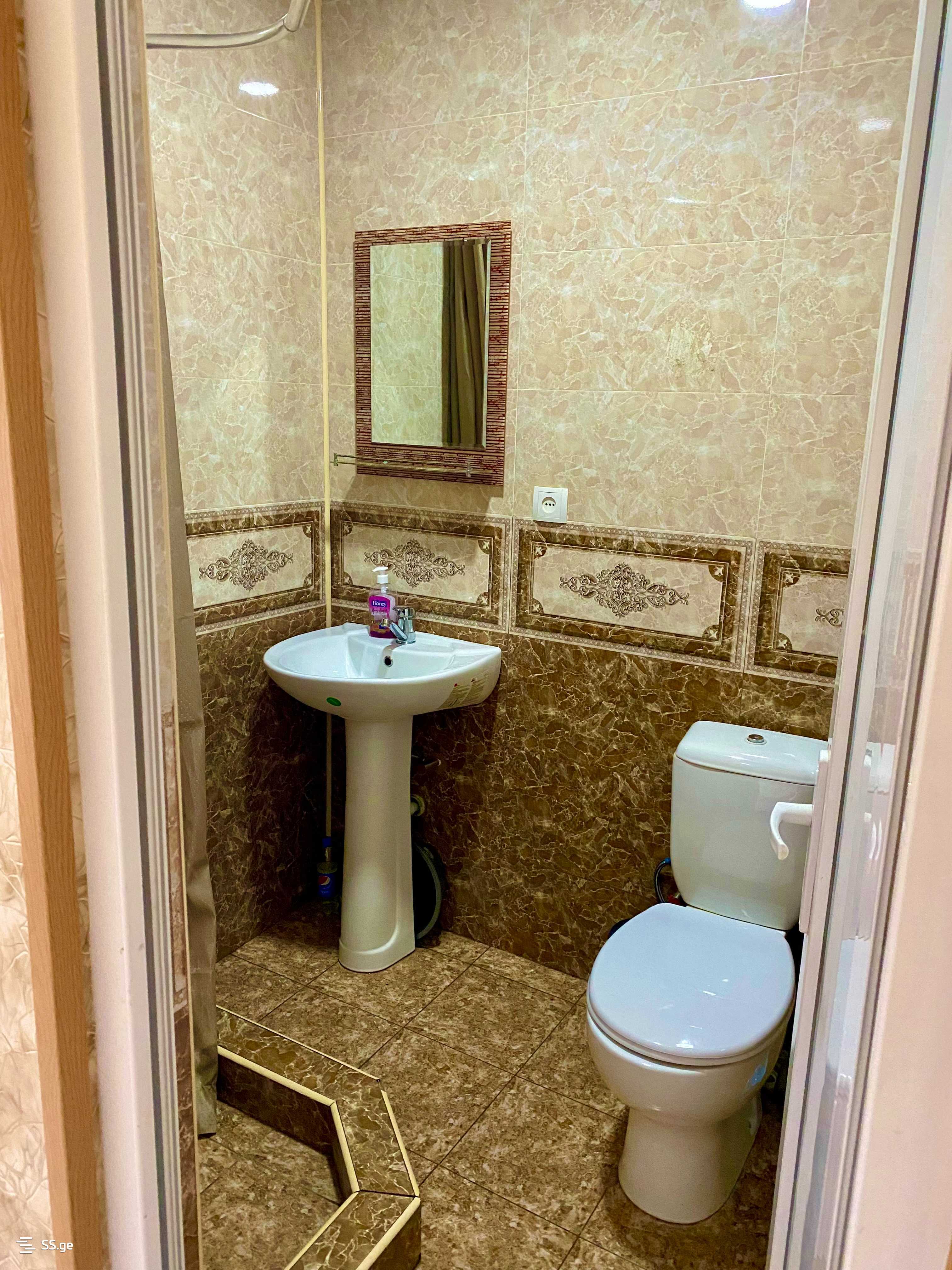 Daily Rent 2 Room Apartment Kutaisshi view 20