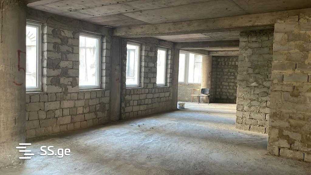 Продажа 6-комната Квартира view 7
