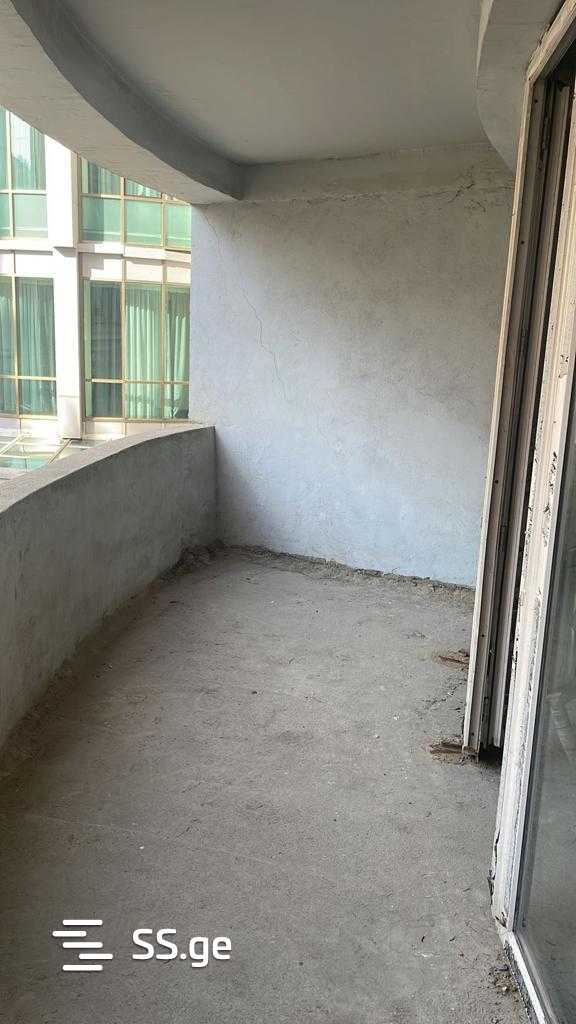 Продажа 6-комната Квартира view 8