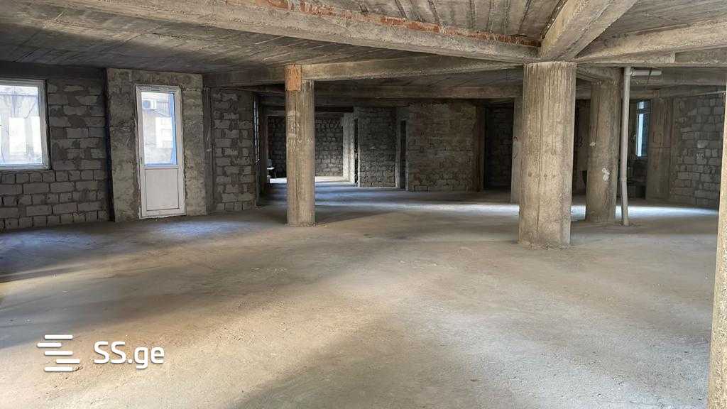 Продажа 6-комната Квартира view 6