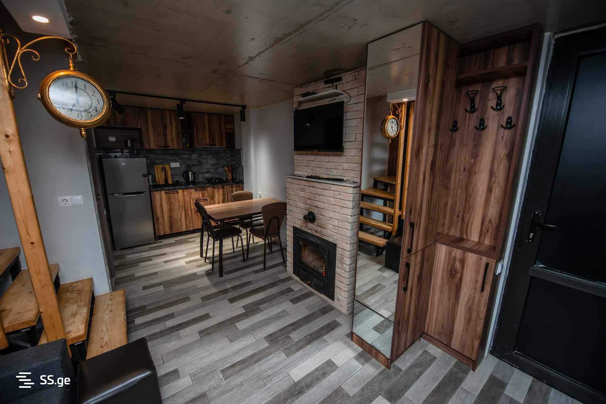 9 Room Hotel For Sale., 1 of 12