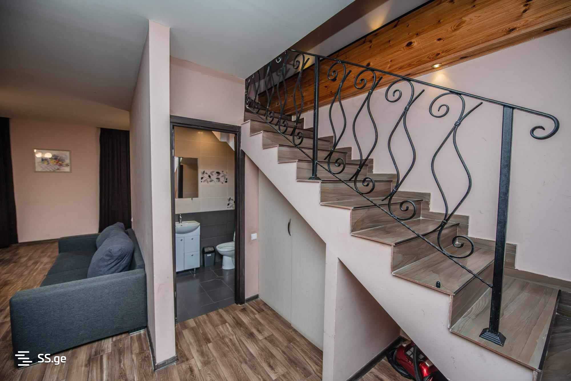 9 Room Hotel For Sale., 6 of 12