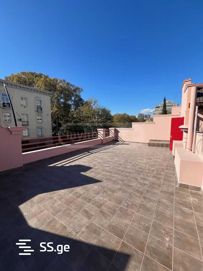 Commercial Space For Rent. Vera view 8