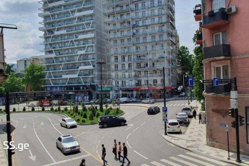 https://static.ss.ge/20231128/7_60aaaea5-947a-4b23-9e40-9e442b7fcb85_Thumb.jpg