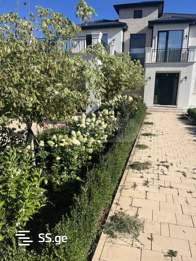 7 Room Private House For Sale. view 6