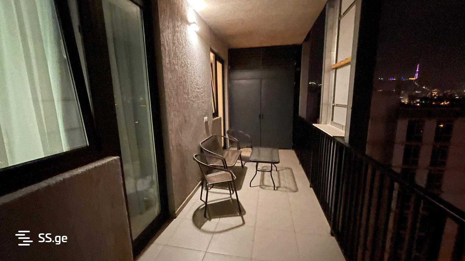 2 room Flat Daily rent. Isani - Widok 4