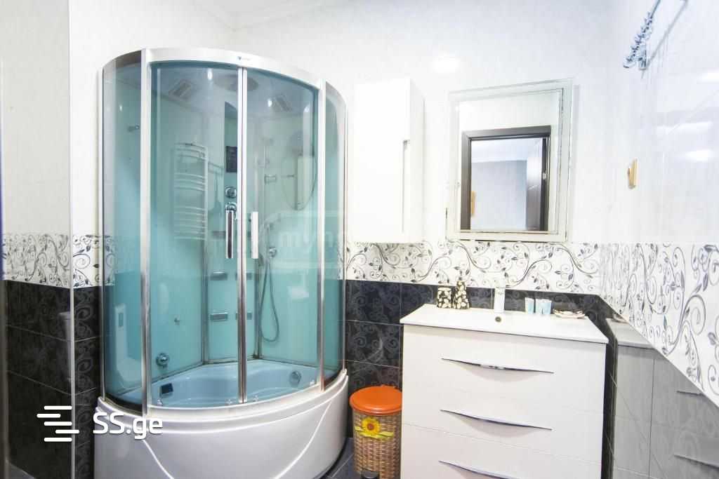 9 Room Hotel For Sale view 11