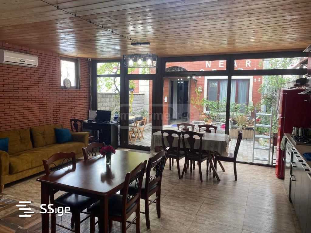 9 Room Hotel For Sale view 7