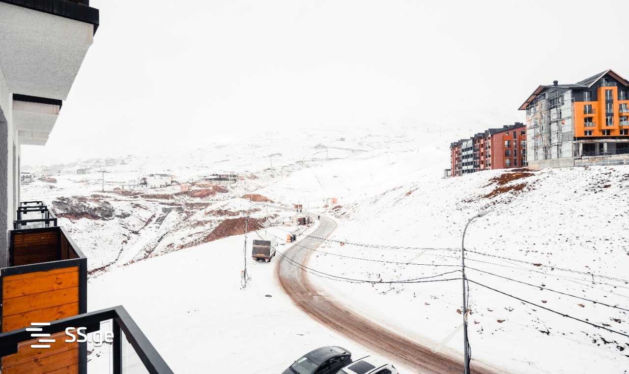 1 Room Flat Daily Rent. Gudauri view 10