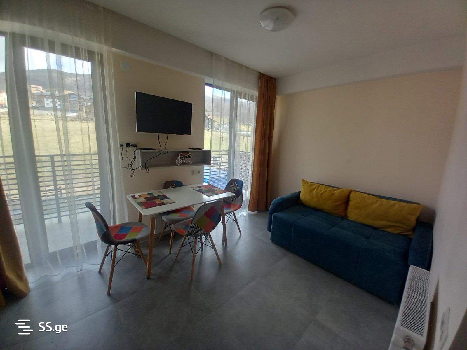 Продажа 2-комната Квартира view 2