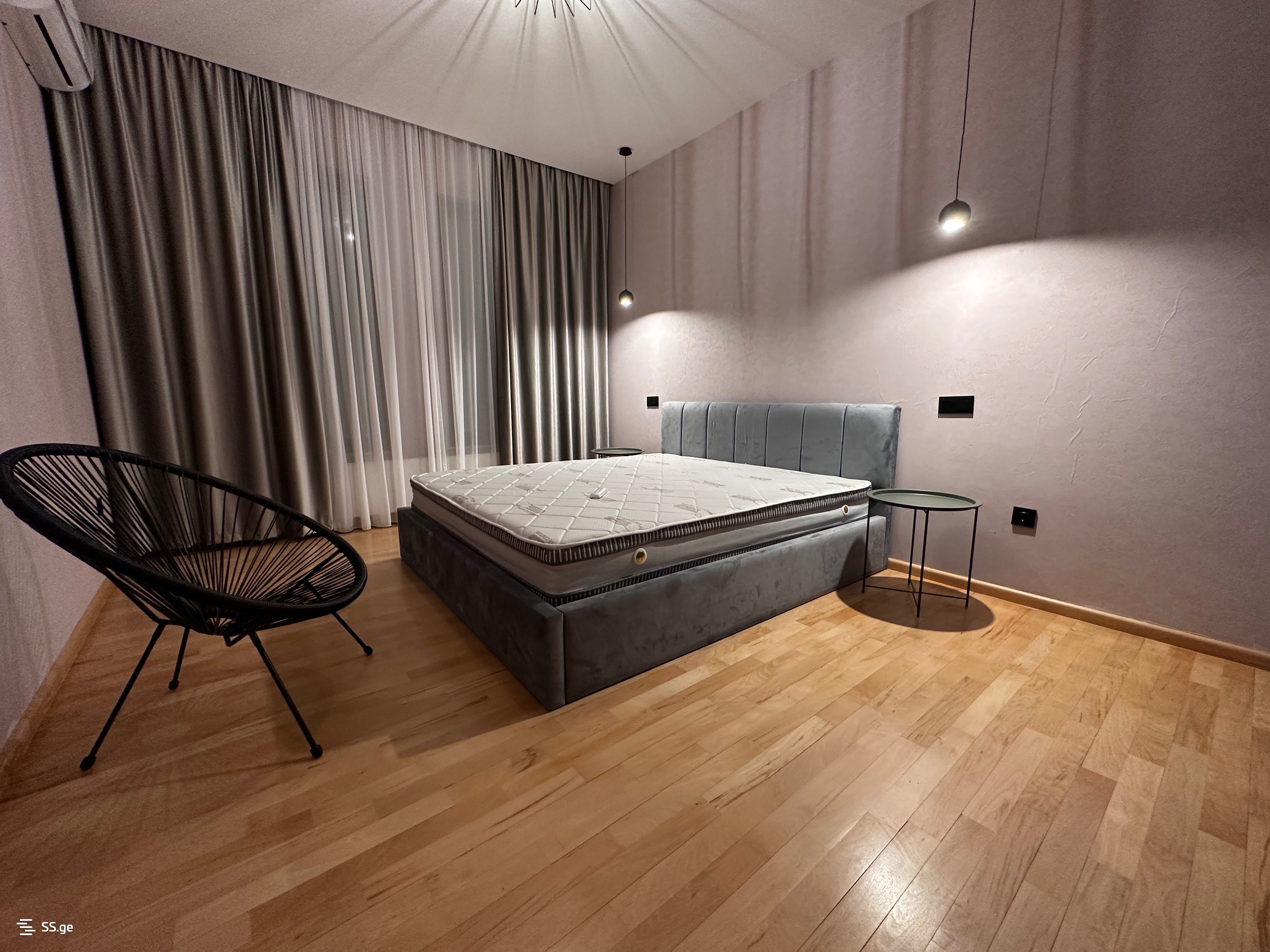 4 Room Private House For Rent. Vake view 2