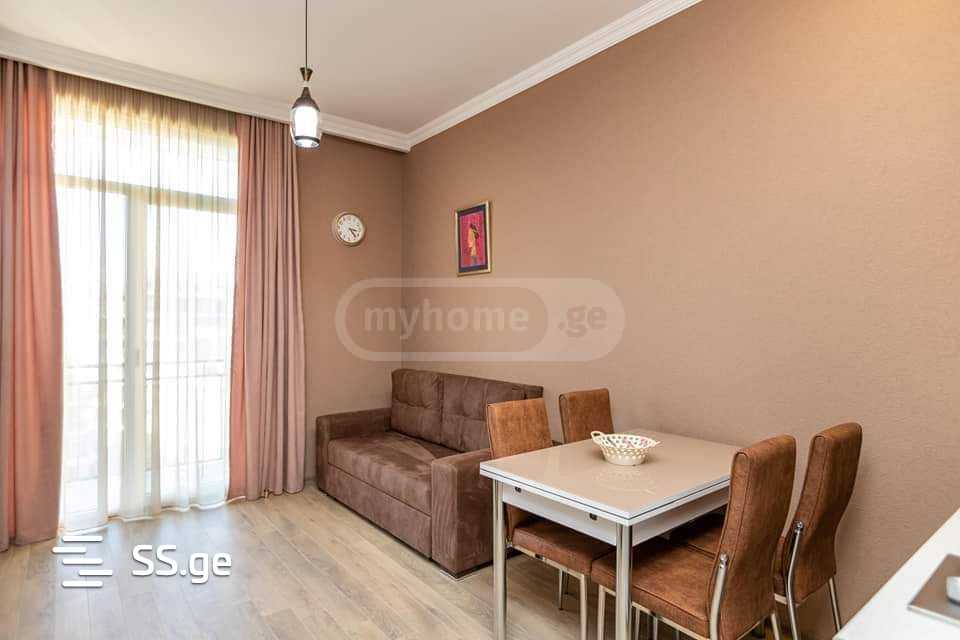 2 Room Flat For Rent. Isani view 1