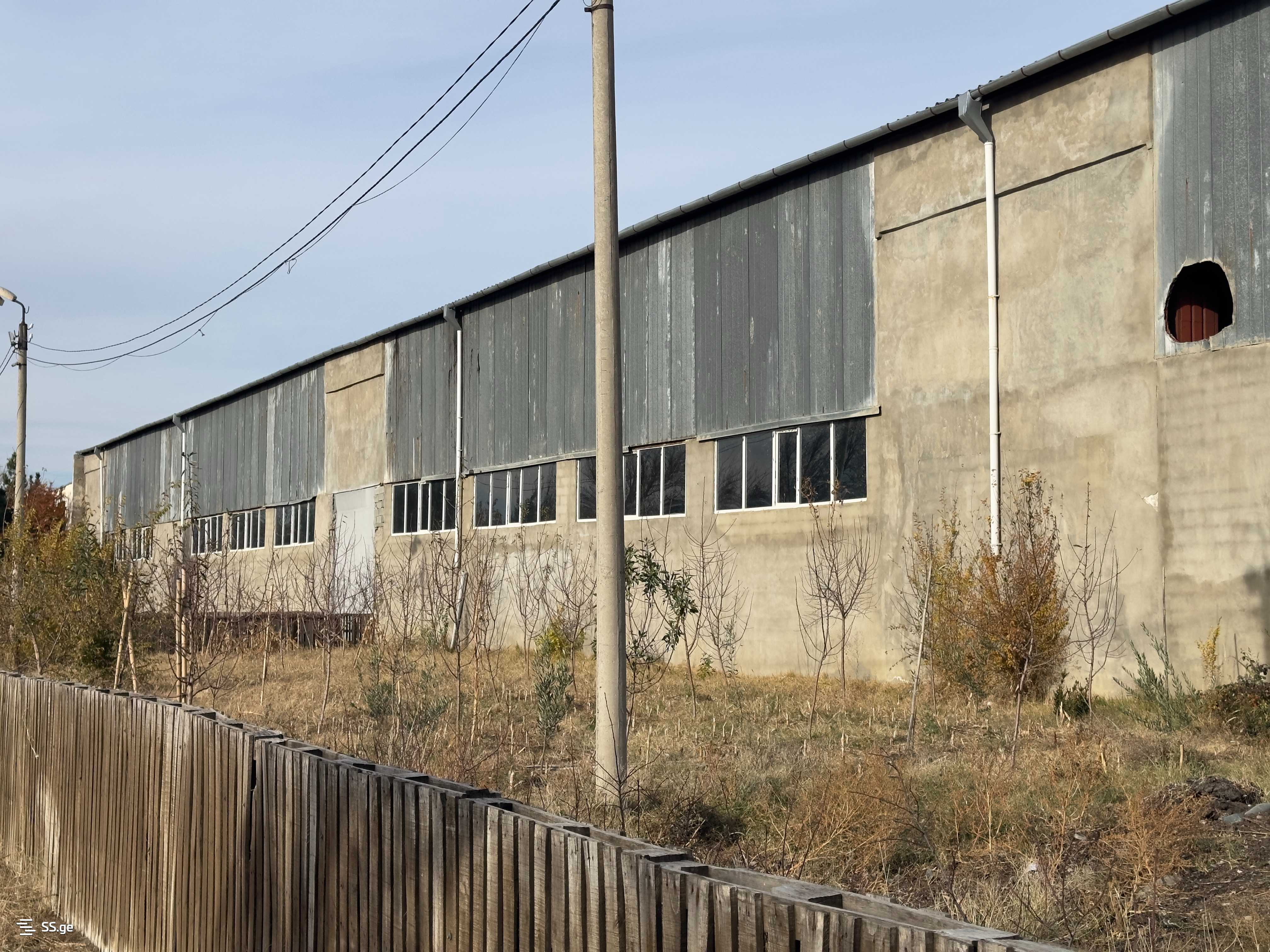 Store-Industrial Property For Rent. Samgori view 2