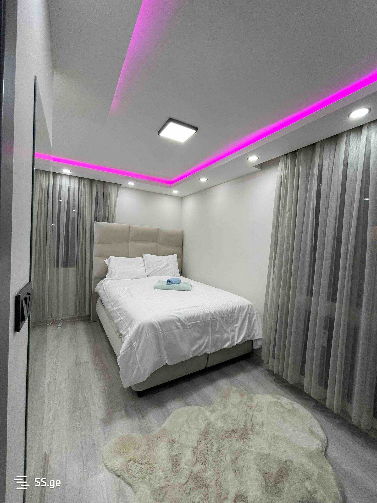 2 Room Flat Daily Rent. Digomi view 1