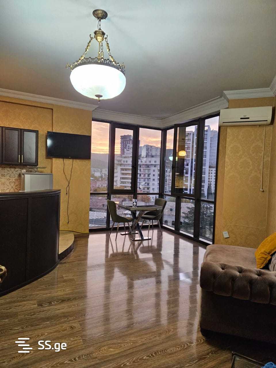 2 room Flat For Rent. Vake – pohled 4