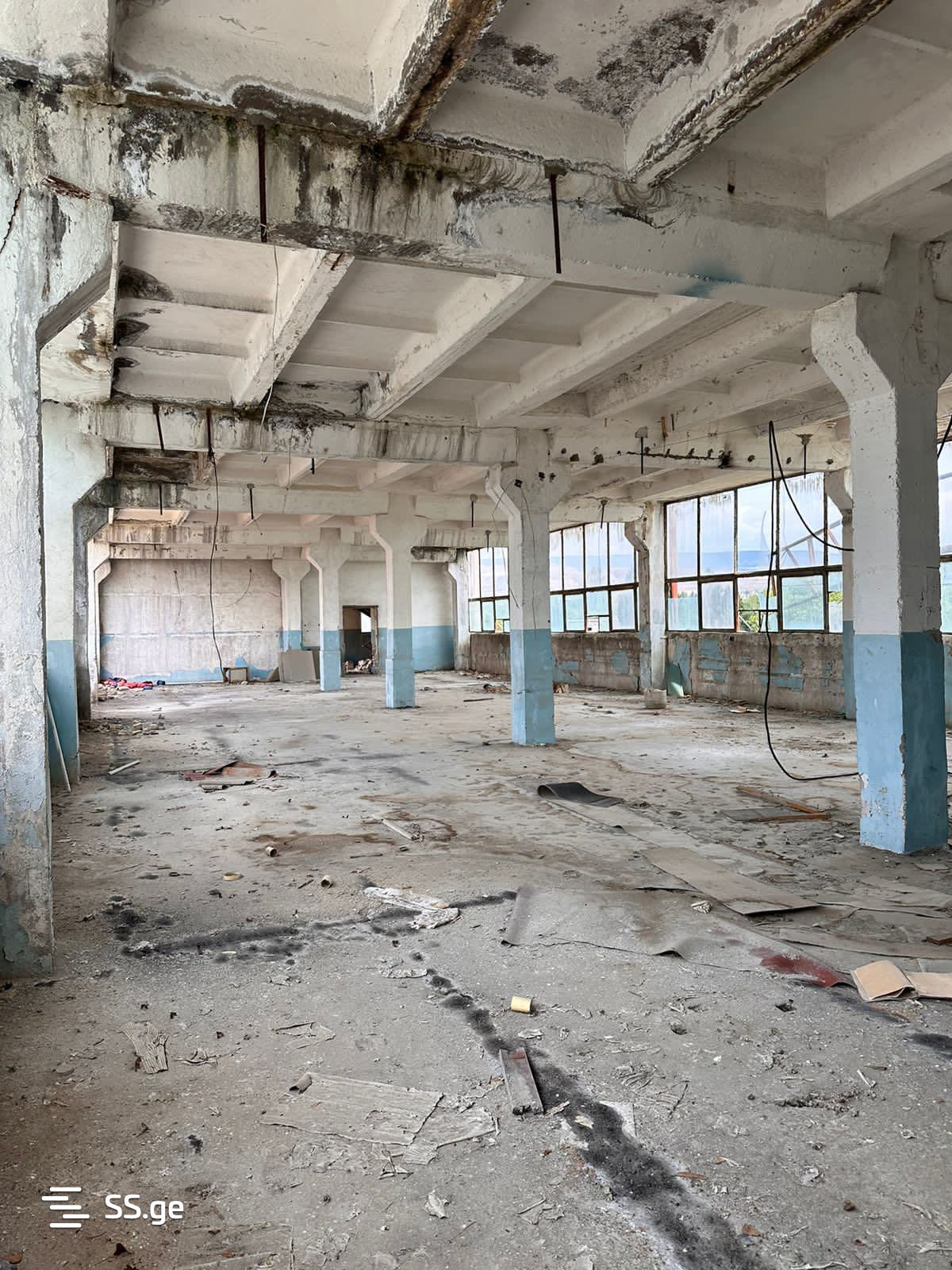 Store-Industrial Property For Rent. Varketili view 3