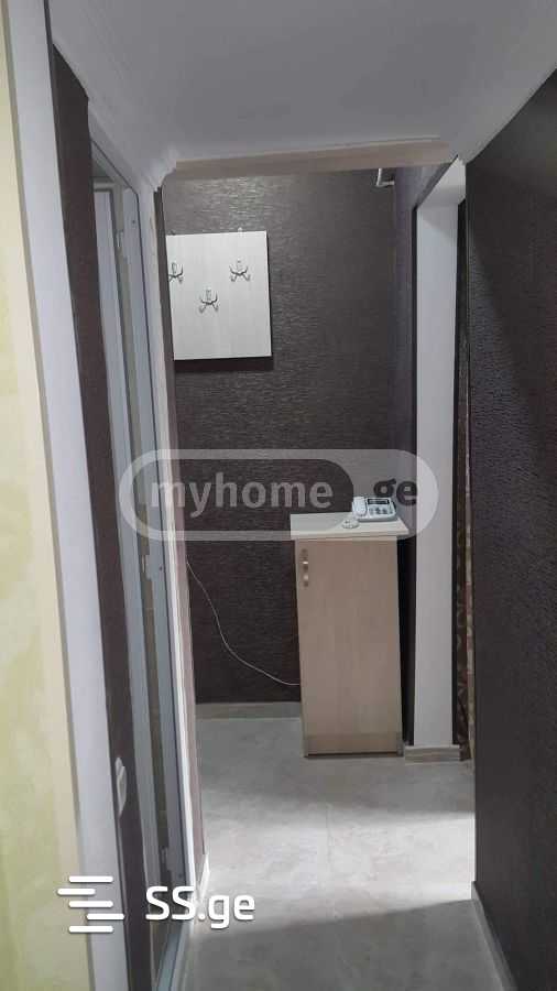 2 Room Flat For Rent. Isani view 3