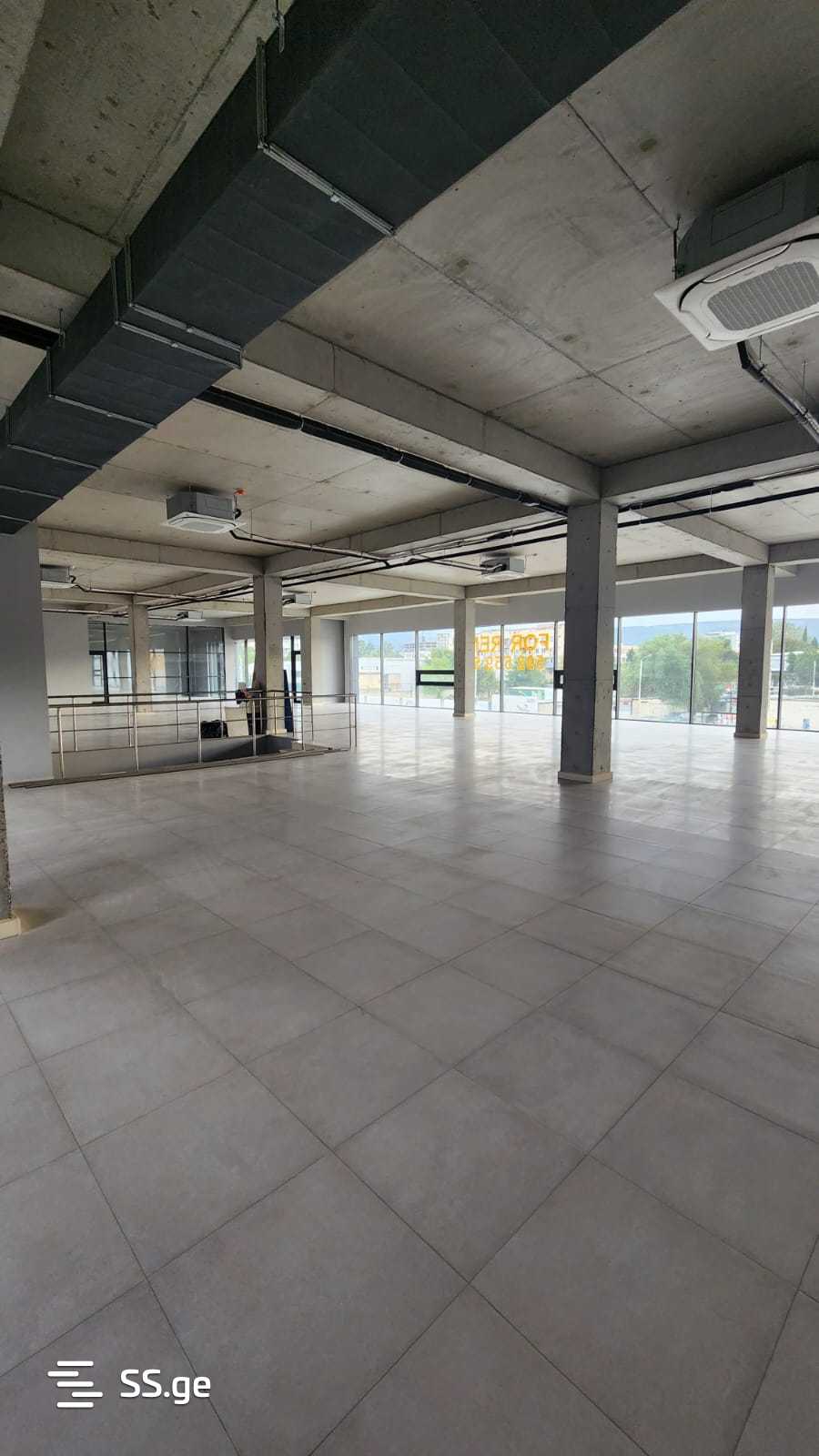 Commercial Space For Rent. Digomi view 5
