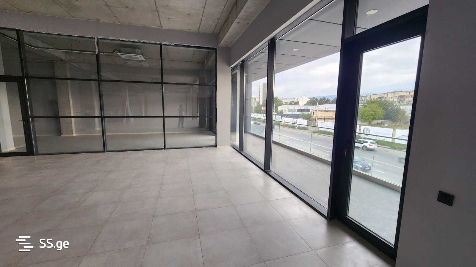 Commercial Space For Rent. Digomi view 10