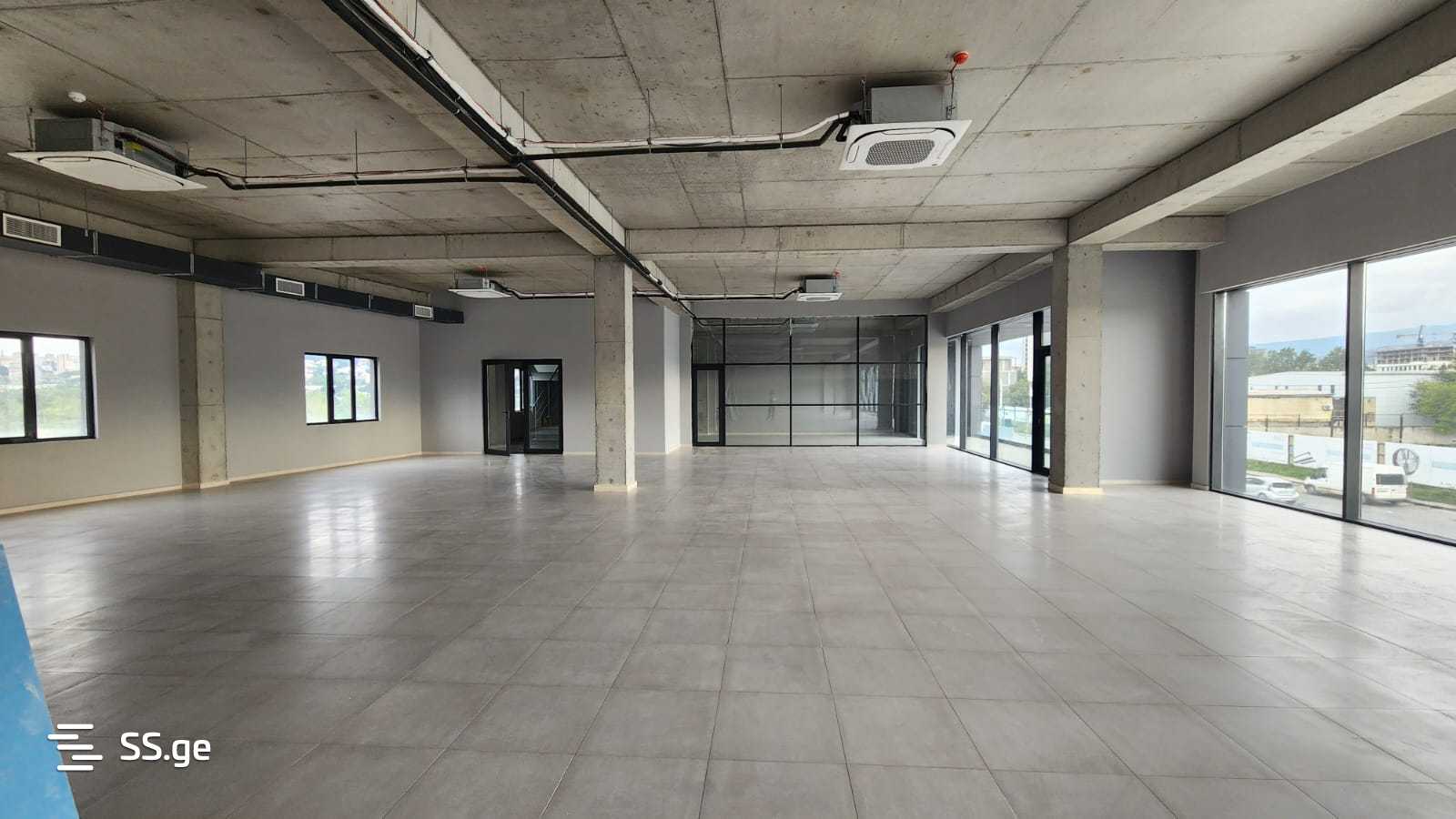 Commercial Space For Rent. Digomi view 9
