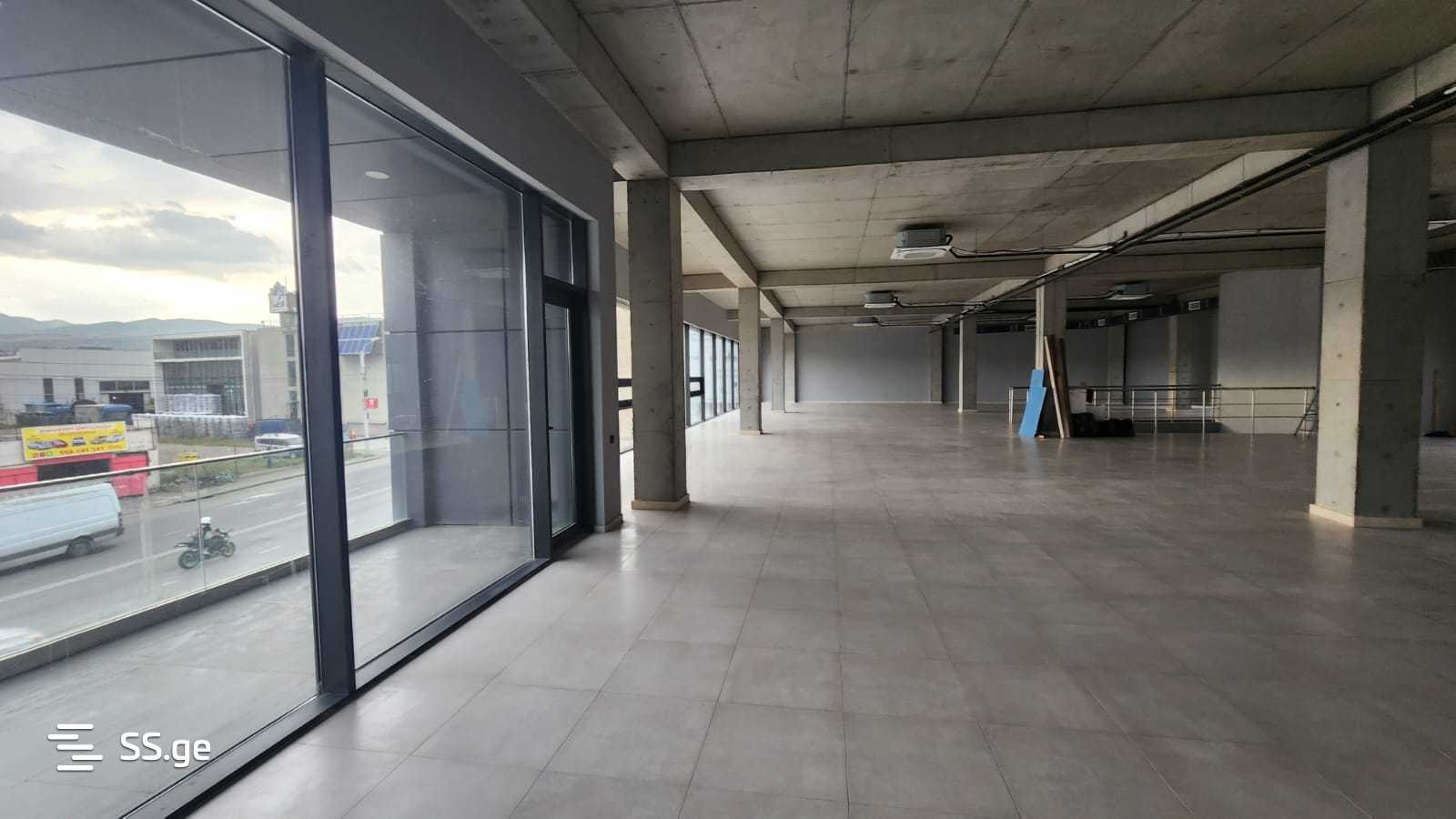 Commercial Space For Rent. Digomi view 8