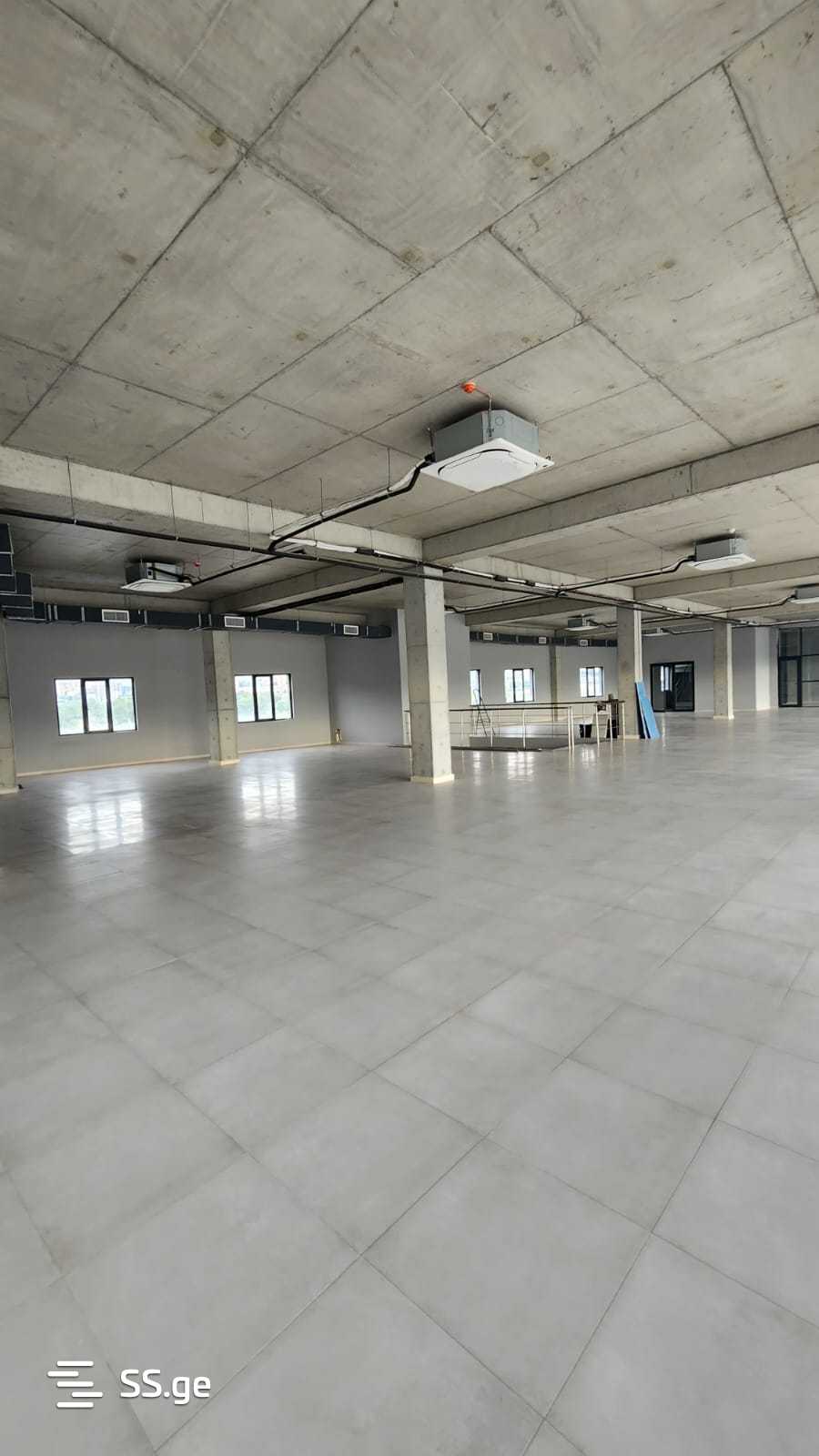 Commercial Space For Rent. Digomi view 4