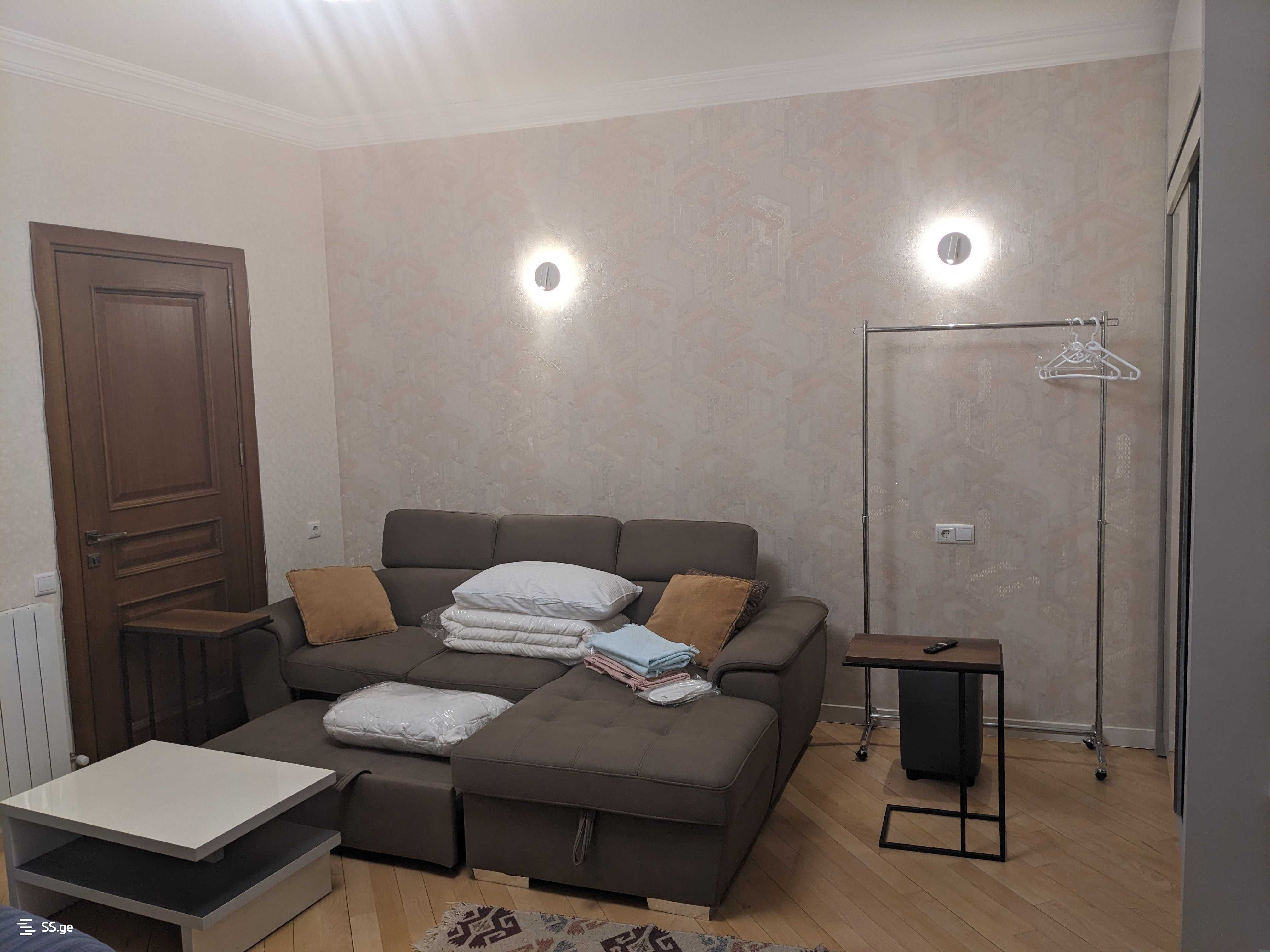 1 Room Flat Daily Rent. Sololaki view 7